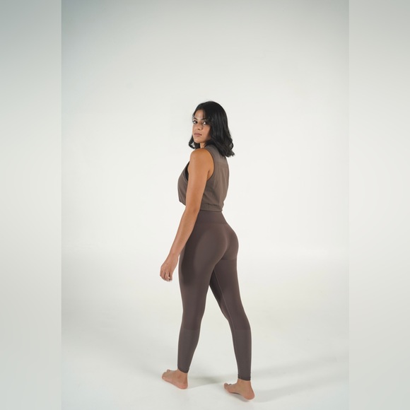 Seamless Set (2pc) - Picture 4 of 4